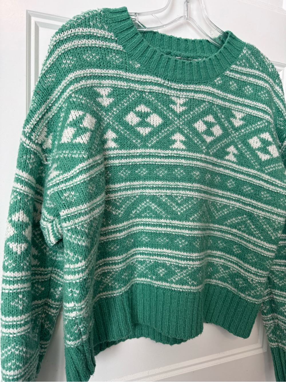 American Eagle Fair Isle Snow Drift Green White Cropped Sweater XS - Picture 4 of 9